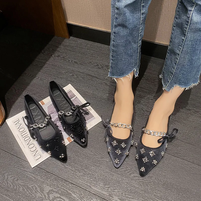 

Metal Chain Design Pointed Toe Ballet Shoes Women Luxury Rhinestone Decoration Flats Mary Jane Shoes Fashion Banquet Dress Shoe