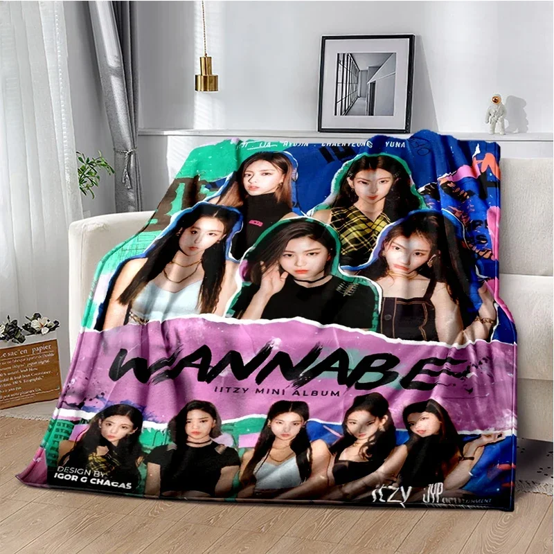 Itzy-Korean Girl Singing Group Throws Blanket for girl Sofa Bedding Couch Hiking Picnic Super Soft Flannel Blanket birthday gift