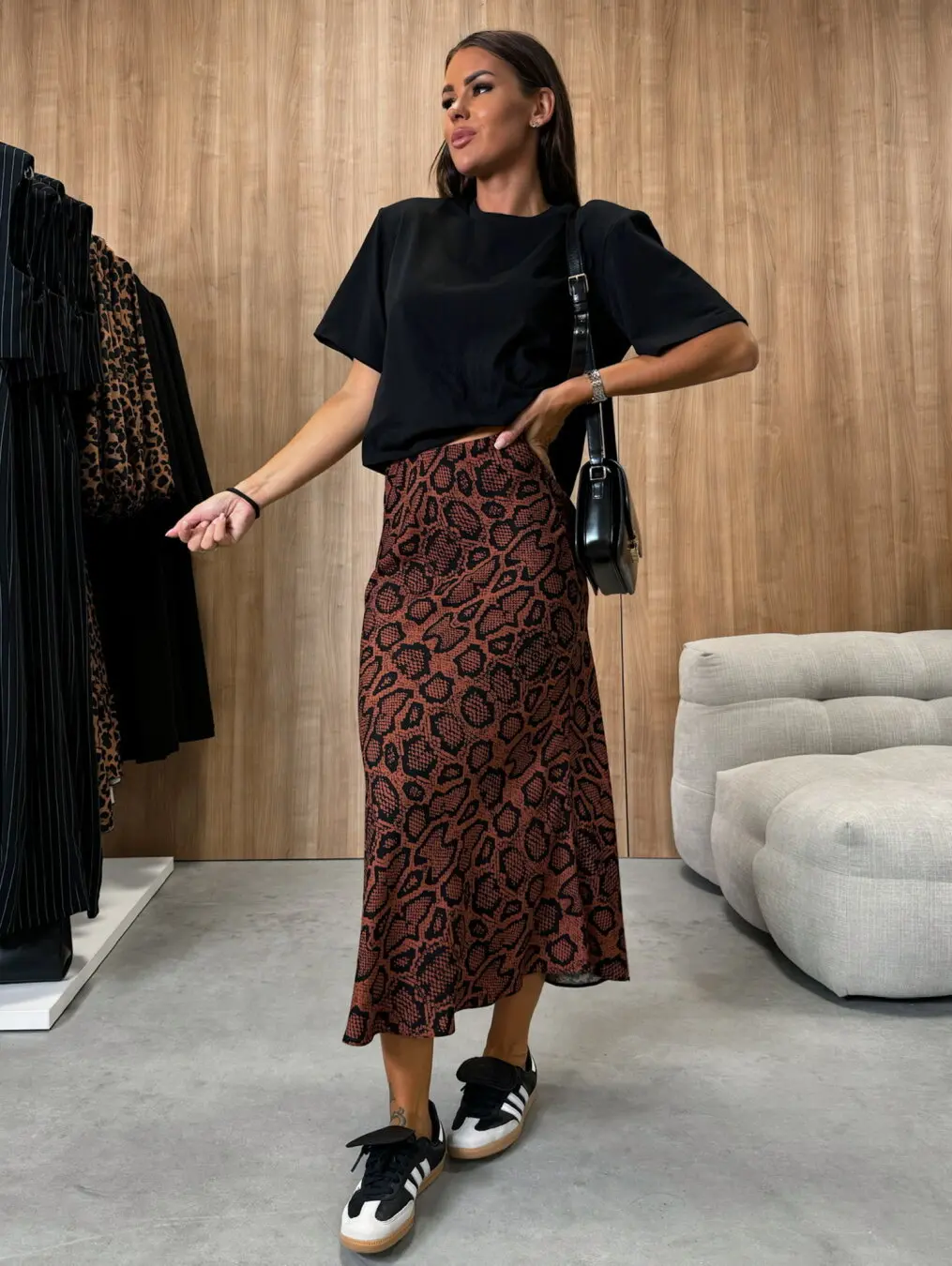 Women Abstract Print Midi Skirt with High Waist and Flowing Silhouette Elegant Urban Chic Bottom