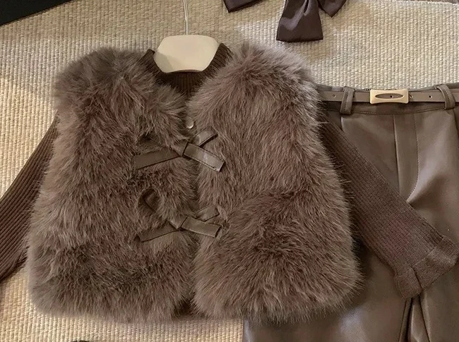 

Осенне-зимний модный утепленный шерстяной хлопковый жилет с зажимом для девочек 2025 года и базовая рубашка, комплект из двух предметов