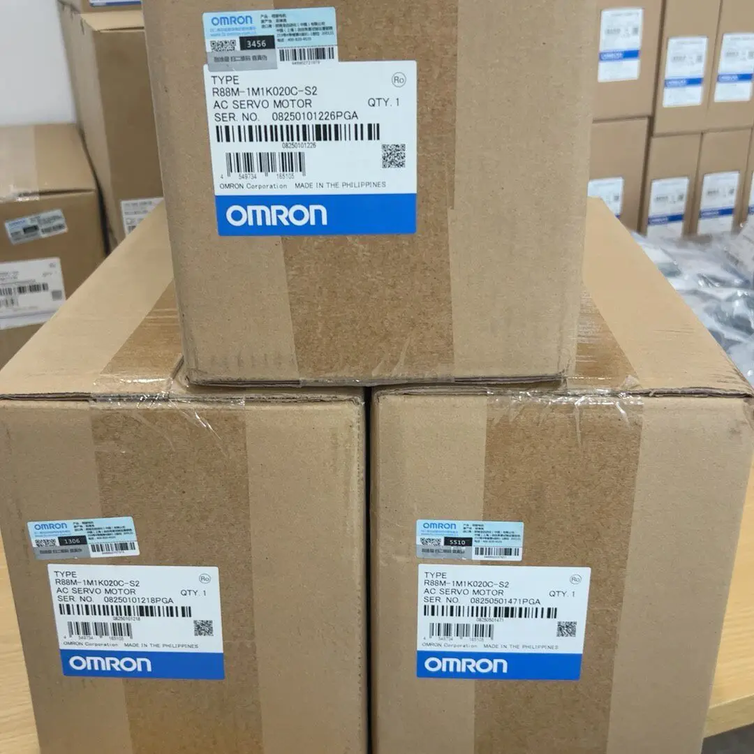 OMRON R88M-1M1K020C-S2 Servo Motor