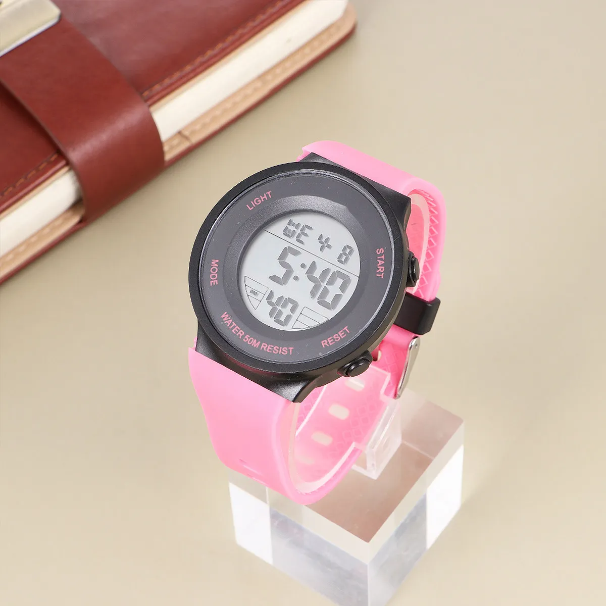 

Светящиеся детские часы, розовые водонепроницаемые многофункциональные электронные наручные часы для студентов, спортивные часы для бега, плавания