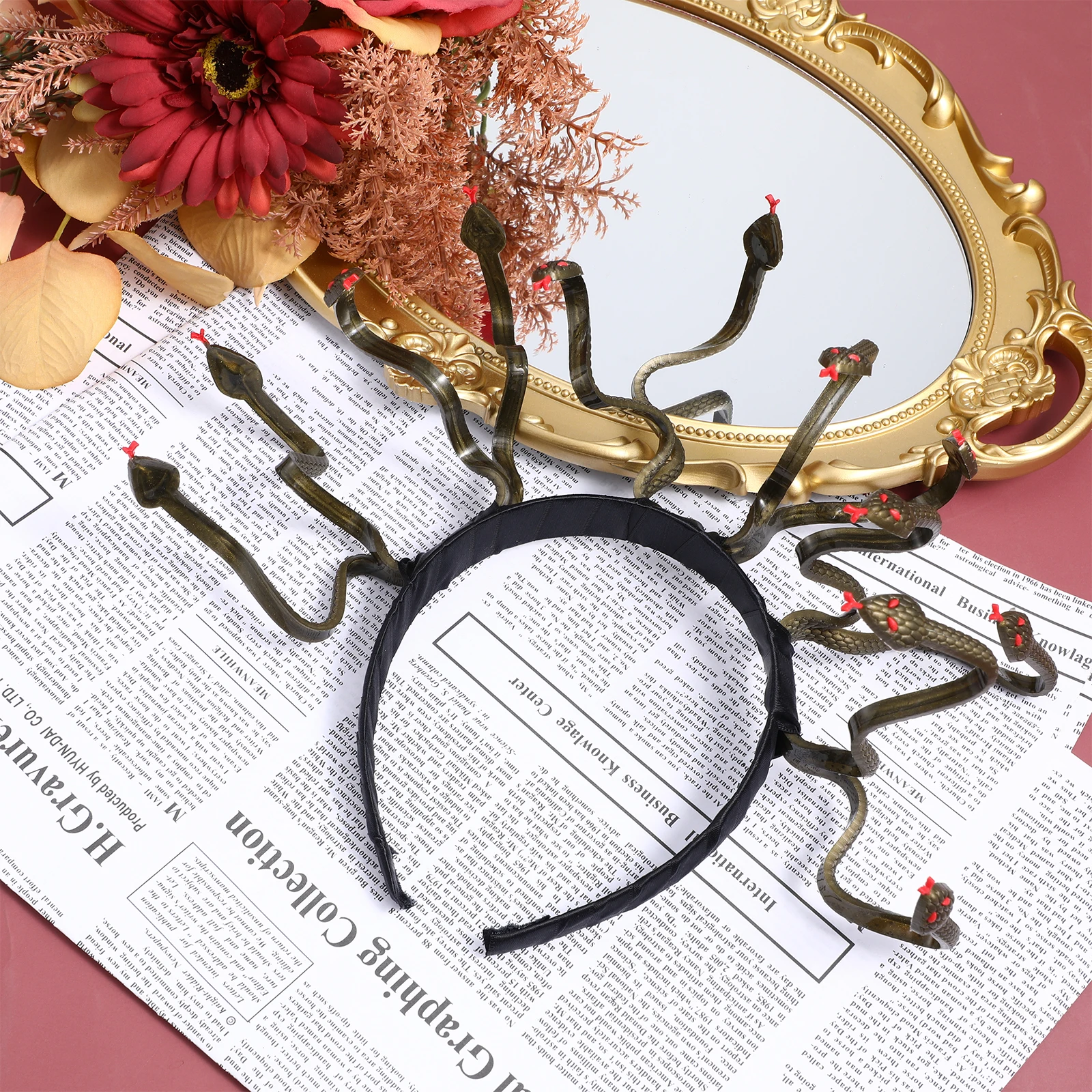 

Snake Headband for Girls Women Medusa Costume Halloween Party Greek Egyptian Outfit Dress Up Game Cosplay Accessory Headpiece