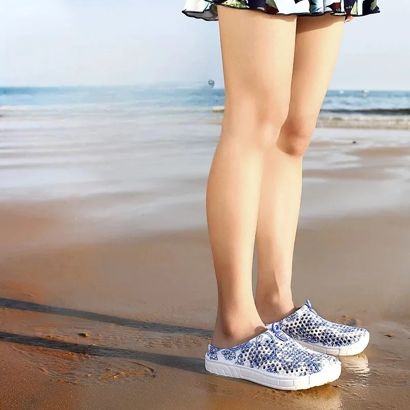 

Women Slippers Summer Clogs Hollow Outdoor Pool Sandals Garden Beach Shoes Water Shower Flip Flops Lightweight Message Mules