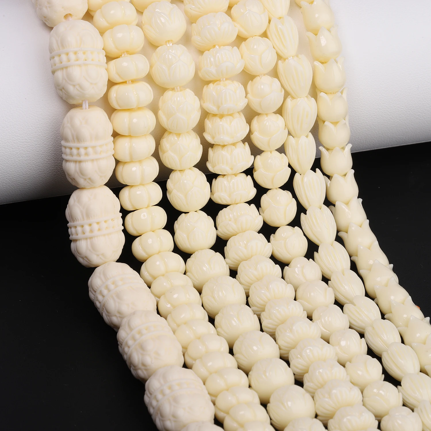 Exquisite Off-white Flower Beads with ShellPowder Loose Spacer Beads for DIY Pendant Necklace Earring Jewelry Making Accessories