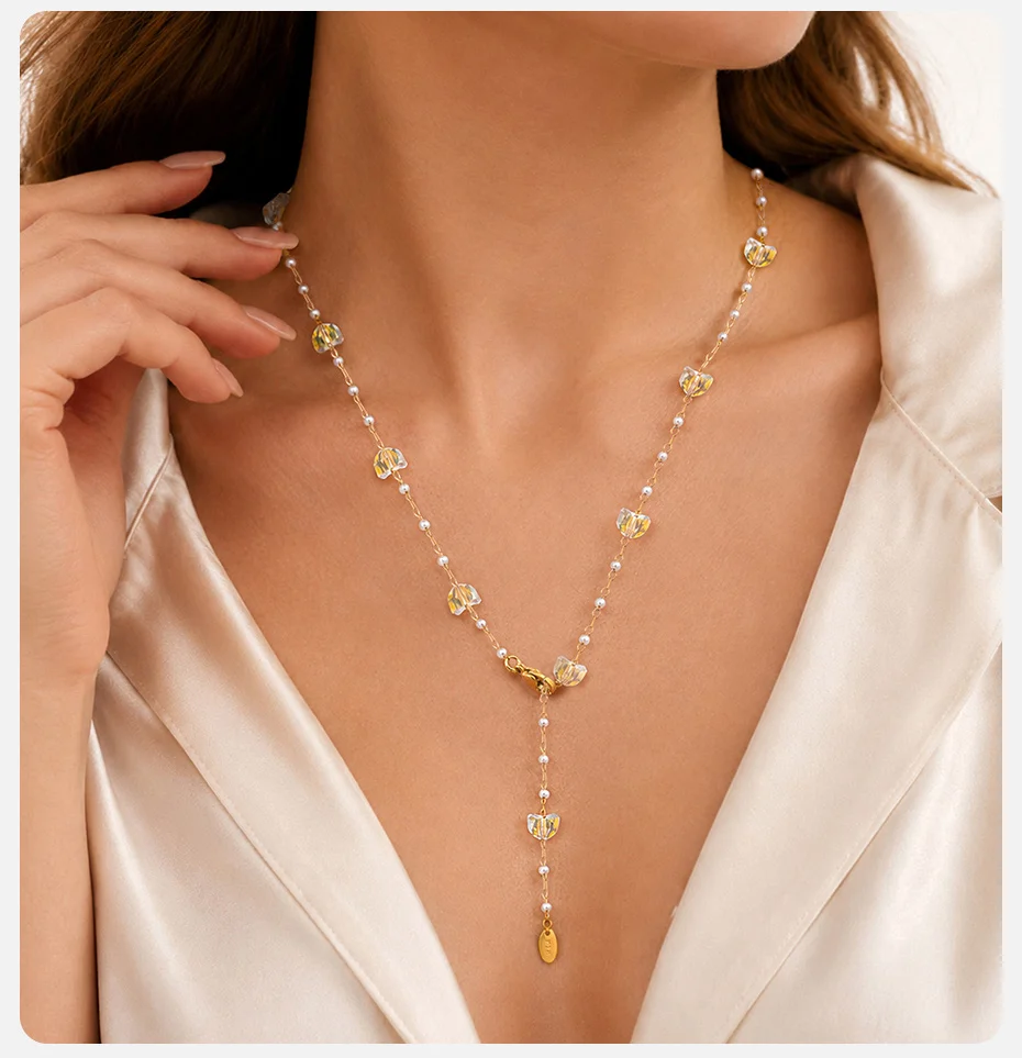 Vnox Exquisite Halskette mit weißen Katzenanhängern für Damen, Edelstahl, vergoldet, Y-förmige Halskette mit Imitationsperlen, Schichtschmuck – Detail 3