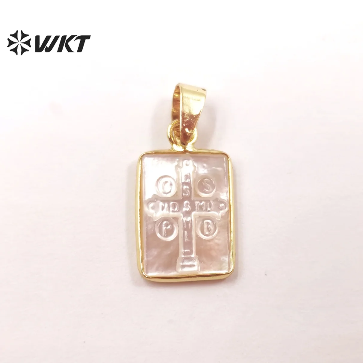 WT-JP305 WKT unique Mother of Pear Religious Cross pendant lady tiny white shell carved Christian Cross pendants