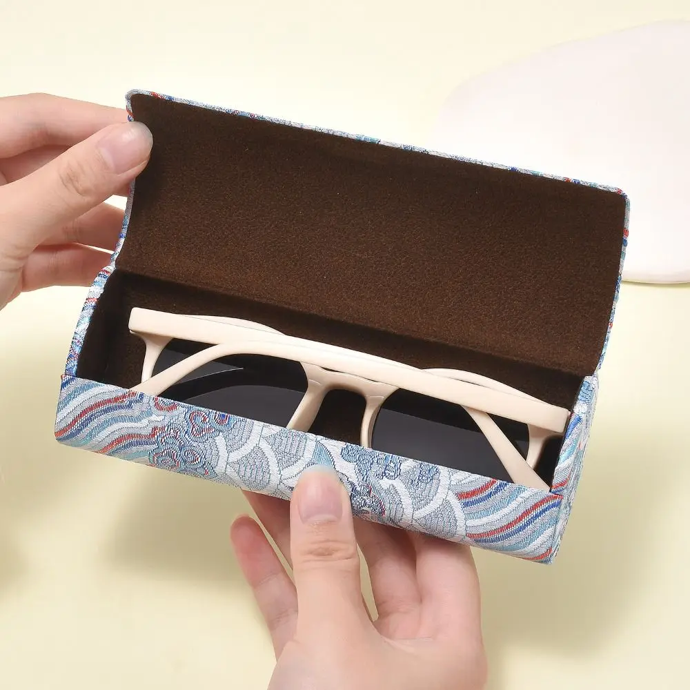 Creative Chinese Style Glasses Case Hard Shell Lightweight Eyeglass Box Anti-pressure Spectacle Case Glasses Accessories