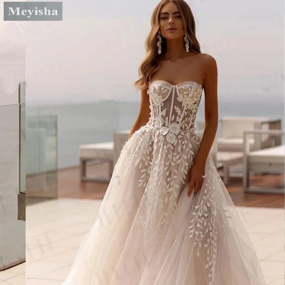 ZJ6028 Customized Fashion Strapless 3D Flower Lace Applique Wedding Dresses Sweep Train Custom Bridal Grown 2025