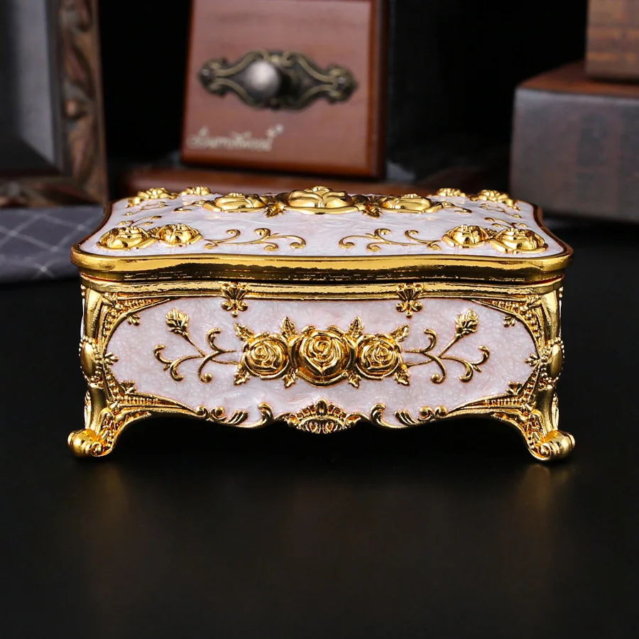 Vintage Metal Enamel Castle Jewelry Storage Box, Used to Store Jewelry, Home Decorations Suitable for Weddings, Birthday Gifts