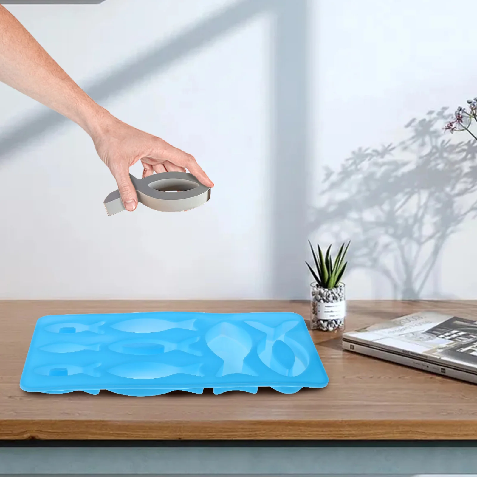 

2pcs Silicone Fish 8 Cavity Food Grade Baking Mold For Cake Chocolate Ice Cream Soap Jelly Pudding Kitchen Tool Pastry Mold
