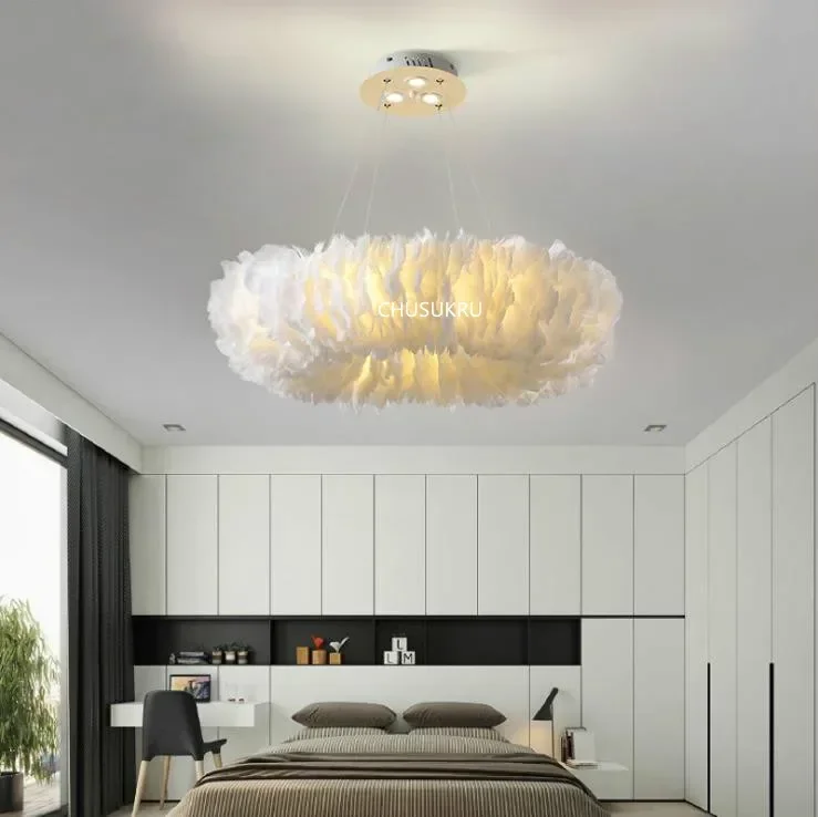 

Modern simplicity creativity Hardware lampbody feather Restaurant decorate Chandelier E27 drawing room LED feather hanging lamp