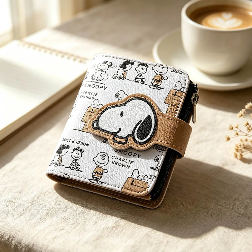 Porte-monnaie Snoopy, motif animé, petit portefeuille à fermeture éclair, idéal pour ranger les cartes d’étudiant, avec plusieurs compartiments, pour femmes et hommes, cadeau d’anniversaire.