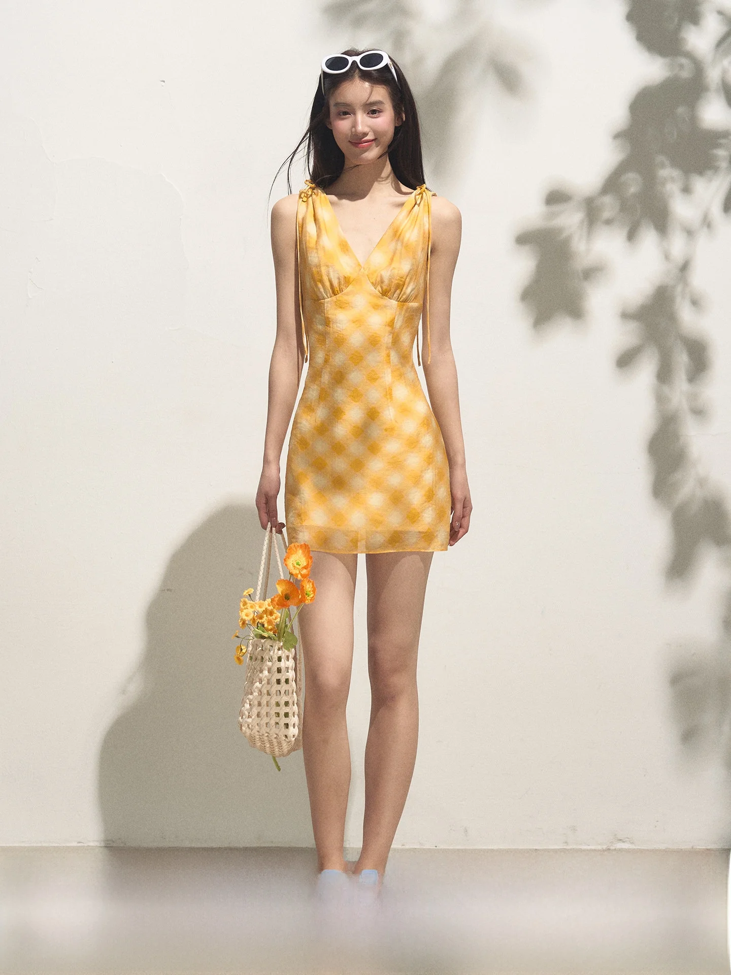 

Anna Cute Yellow Plaid Slim Fit Waist Cinched Summer Vacation Style Design Dress Vintage Fabric No Sleeve V Neck Side Zipper
