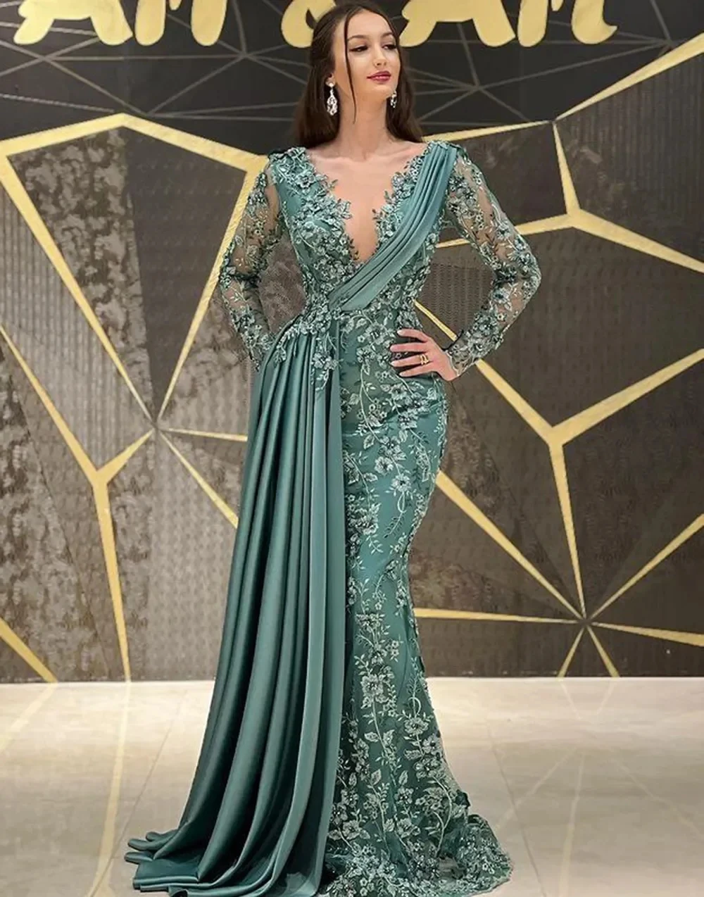 

2026 Elegant Blue Evening Dress Sheer V-neck Flower Lace Appliuqes Pleats Women Formal Gowns Party Prom Dresses Saudi Arabia