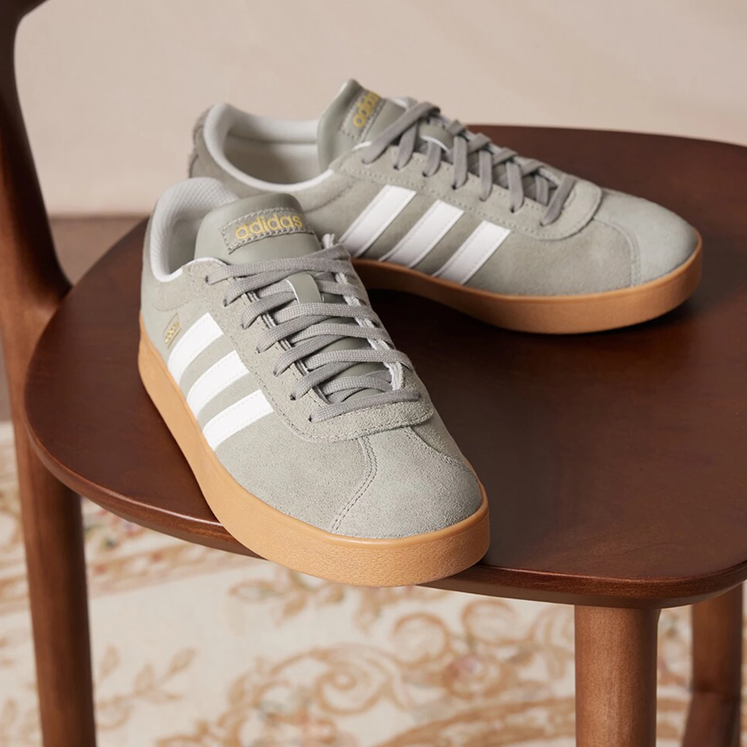 حذاء تزلج كاجوال من Adidas أصلي VL COURT CLASSIC للجنسين JH5078
