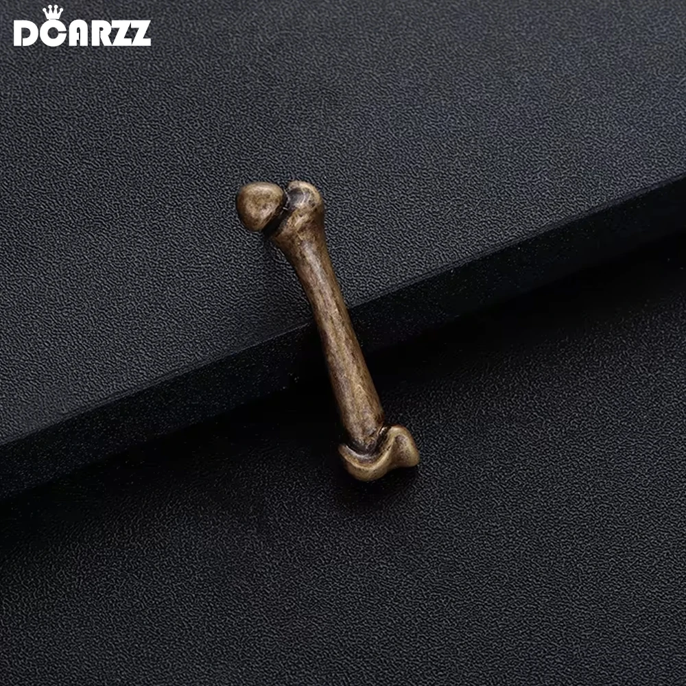 DCARZZ Femur Lapel Pins Medical Gift Doctors Nurses Ancient Cute Pins Metal Women Accessories Vintage brooch Jewelry