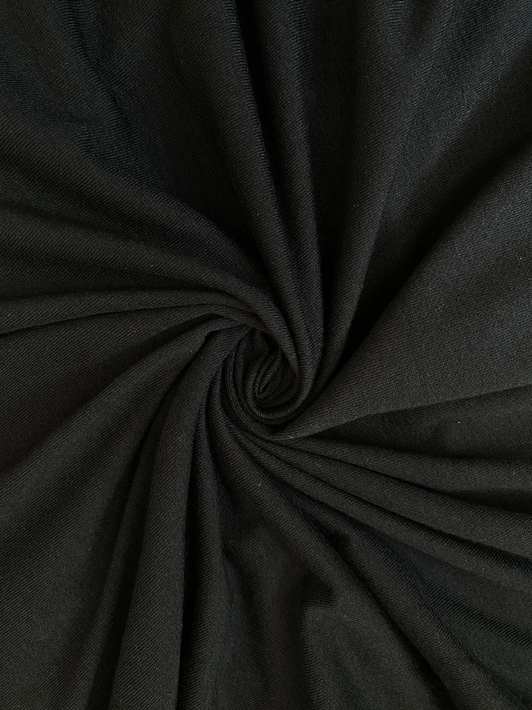 بلوزات نسائية بكتف واحد ملابس كاجوال موضة فضفاضة غير متماثلة قمصان مجوفة عصرية تي شيرت أسود بلايز أنثى