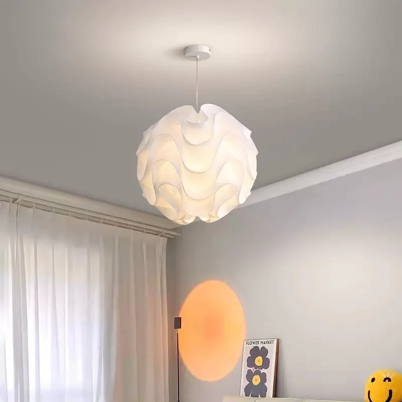

Creative Pinecone Pendant Light Nordic Modern Pendant Light for Dining Room Living Room Bedroom Home Decor Pendant Light