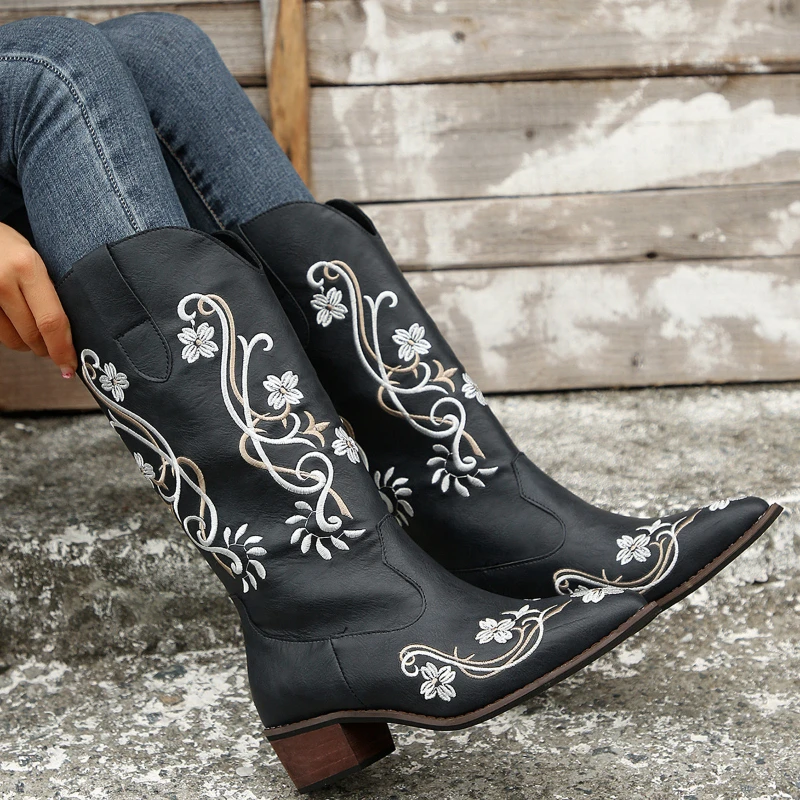 

Autumn/Winter 2024 Western cowboy boots all-in-one adult women's boots Embroidered sleeve rider motorcycle boots mid-calf boot