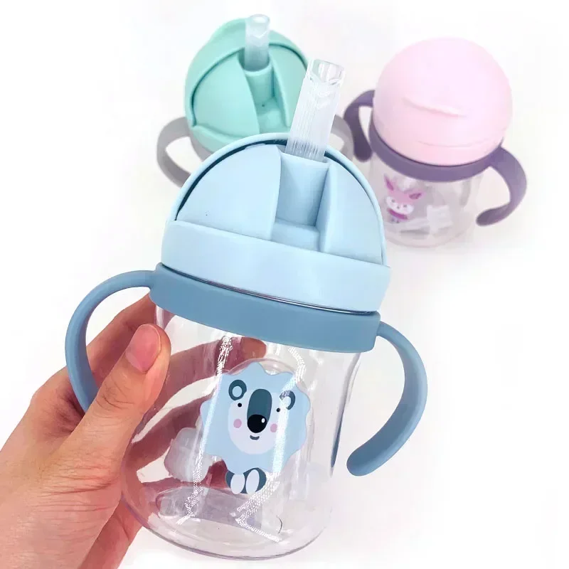 250ML Biberon Per Bambini Tazza Sippy In Silicone A Tenuta Tazze di Acqua Potabile Del Fumetto Infantile Manico di Paglia Drinkware