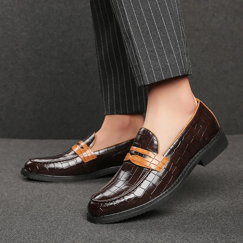 British Leather Shoes Men's Pointed-toe Loafers Hairstylist Shoes Casual Loafers Four-season Casual and Fashionable Youth Shoes