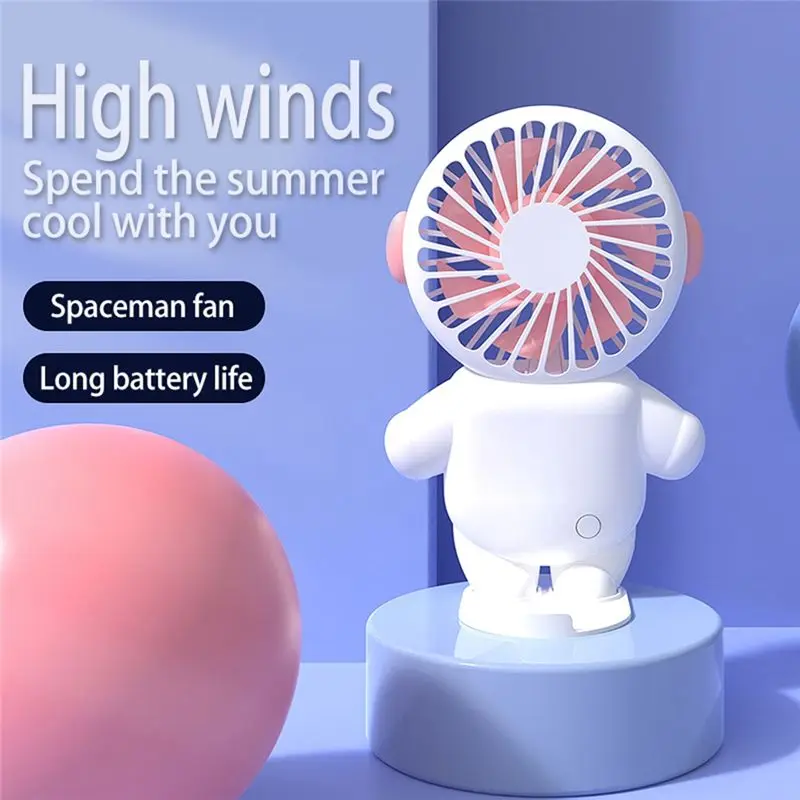 M04K USB Charging Small Fan Portable Astronaut Mini Fan With Summer Gift Student Office Worker Like