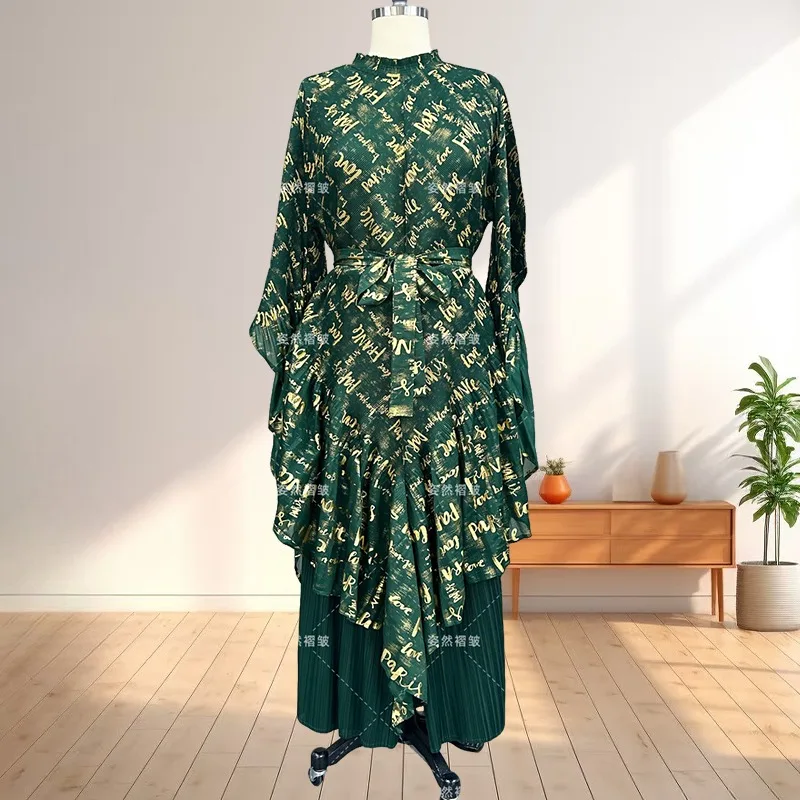 

Miyake плиссированный африканский женский модный костюм больших размеров с буквенным тиснением, топ, плиссированные брюки, комплект из 2 предметов в европейско-американском стиле