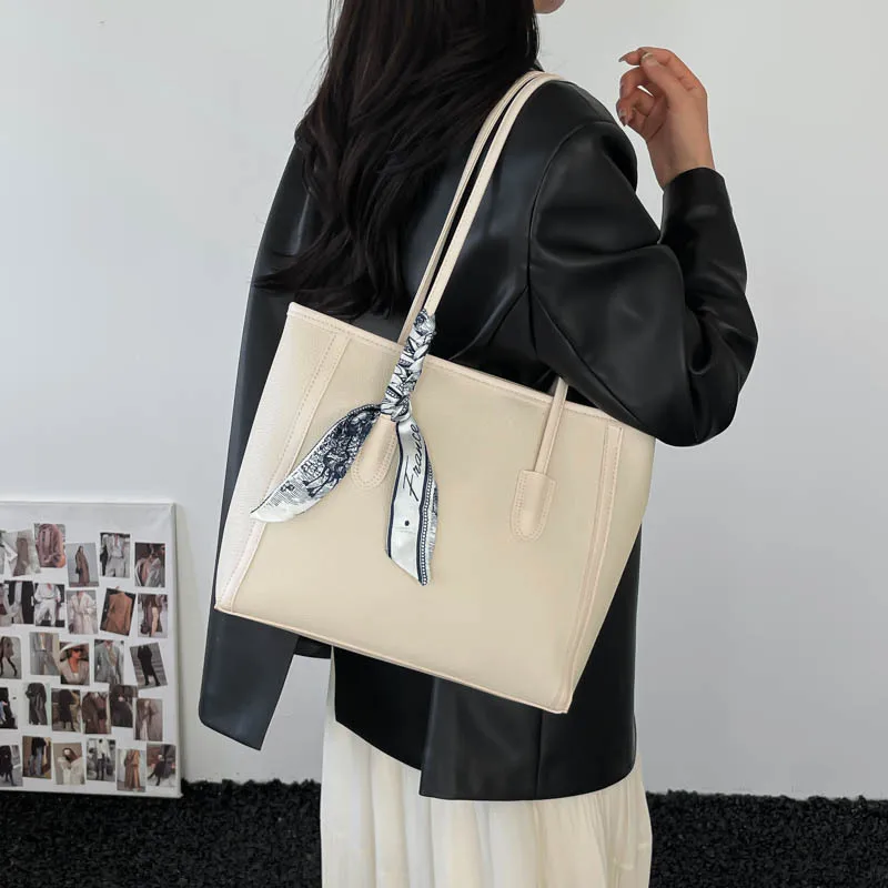 Shoulder Bag Vintage Minimalist Large Capacity Commuter Tote Bag Woman Fashionable Cool Personality All-matching