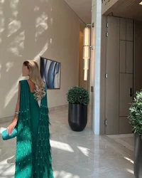 Zarif balo kıyafetleri lüks Mermaid abiye o-boyun süpürgelik tüyler kat uzunluk Backless resmi parti elbiseler