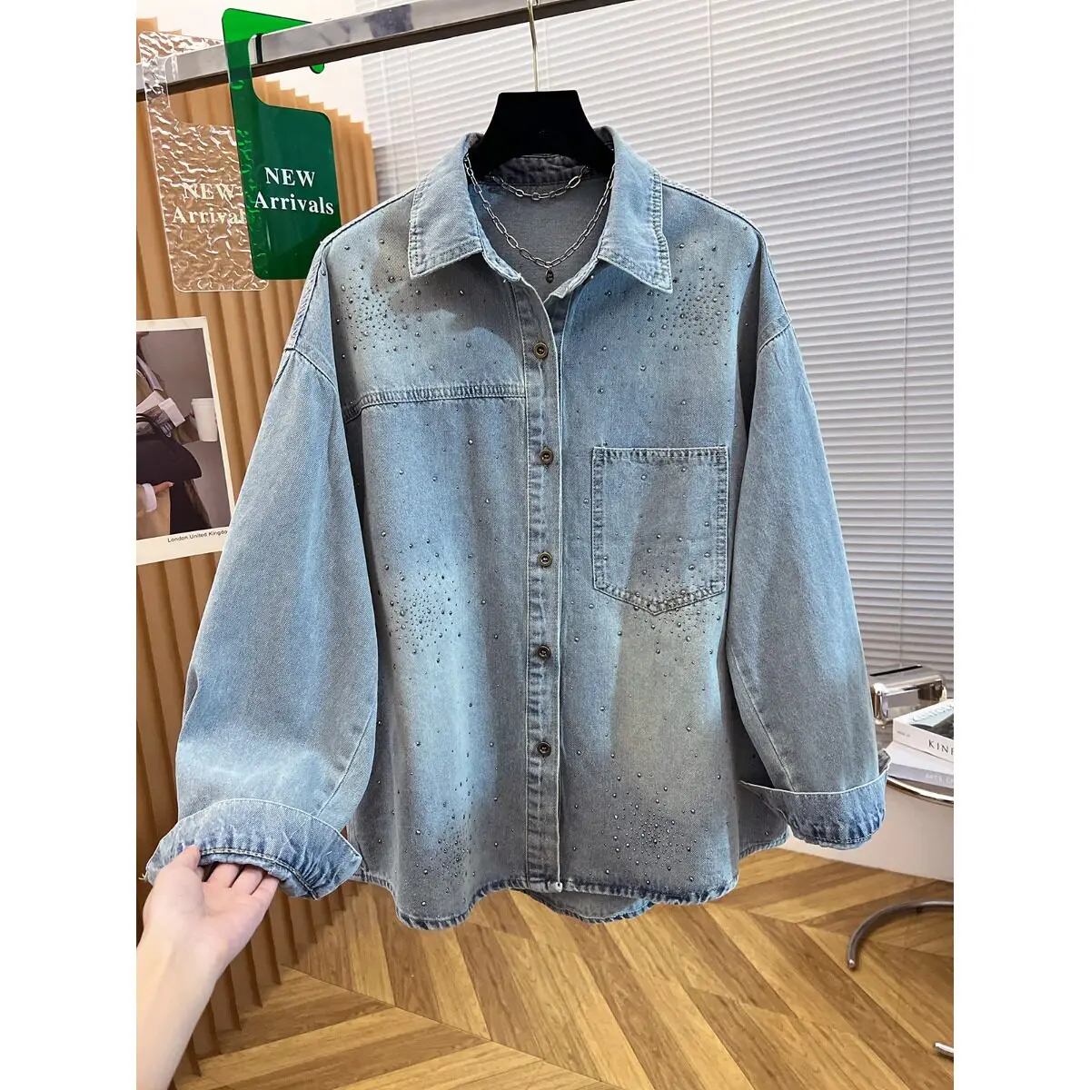 

SuperAen Washing Diamond Denim Loose Shirt Coat Women's Fashion Long-sleeved Single-breasted 2026 Spring and Autumn New Coats