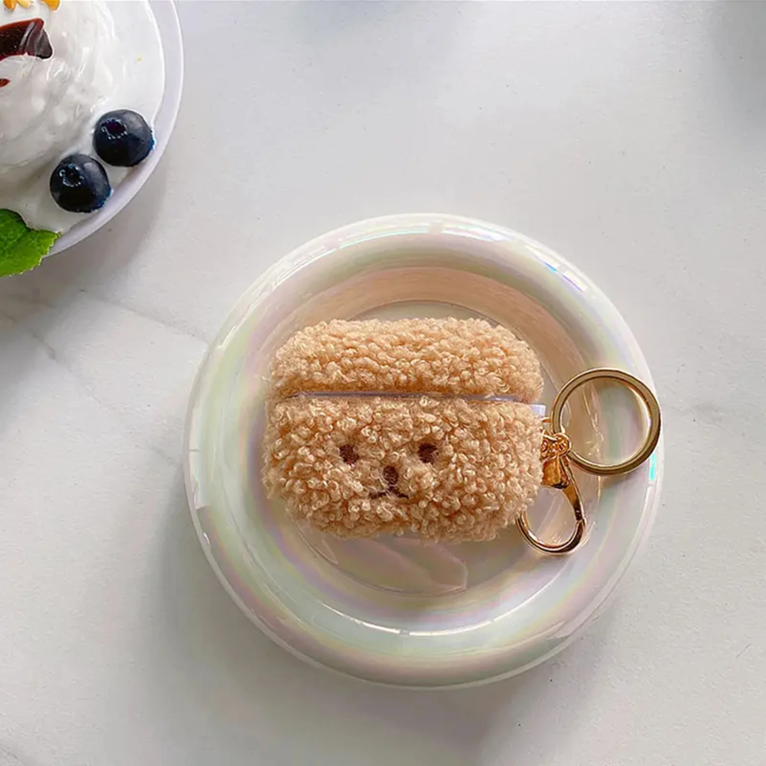 

Ideal Christmas Present for Women, Men, Kids, and Adults - Protective Adorable Cute Silicone Teddy Bear Shaped Earphone Case for