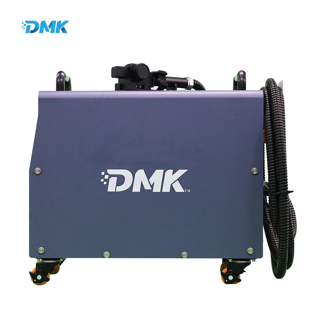 DMK portatile 200W Pulse Laser Cleaner Machine Laser Cleaner per la rimozione della resina dell\'olio della vernice ruggine