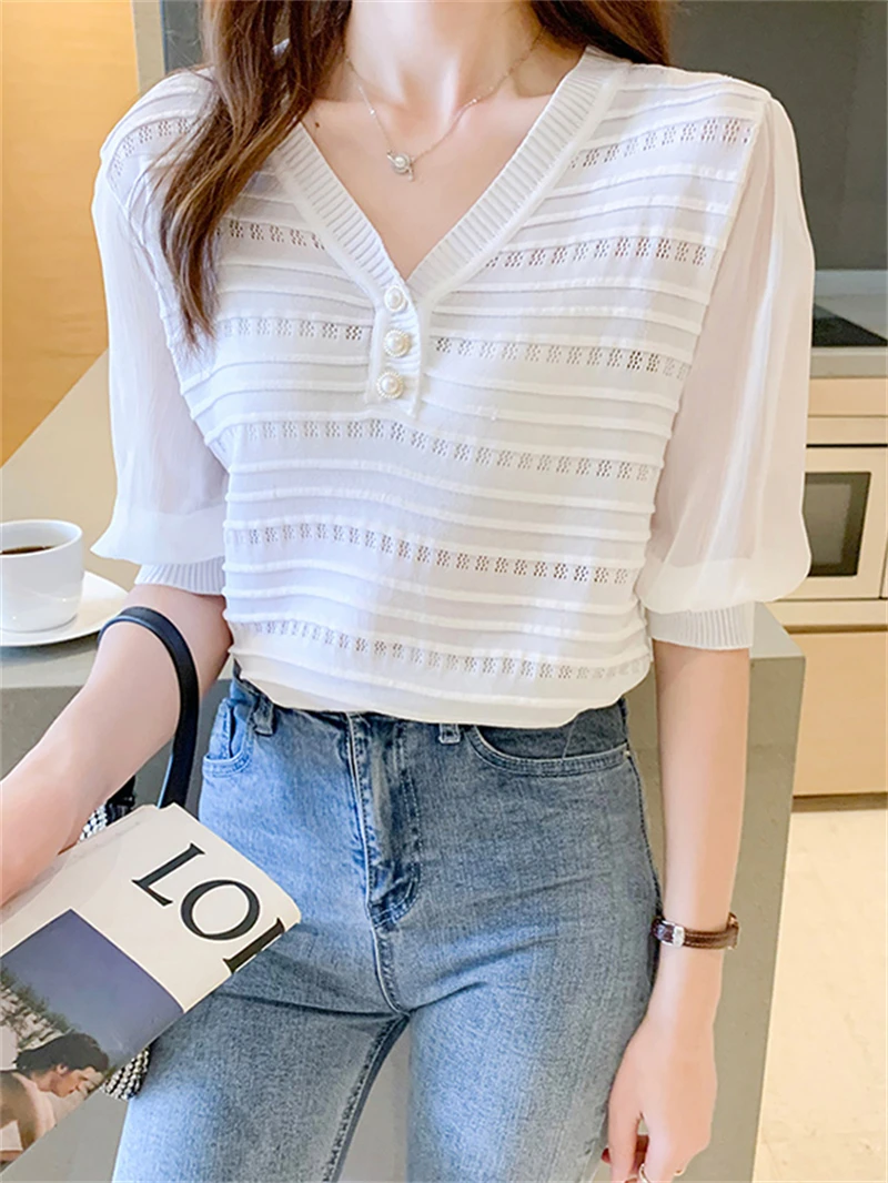 Summer New Contrast Short sleeved T-shirt Women\'s V-neck Spliced Sleeve Knitted Shirt Women\'s Top 7381