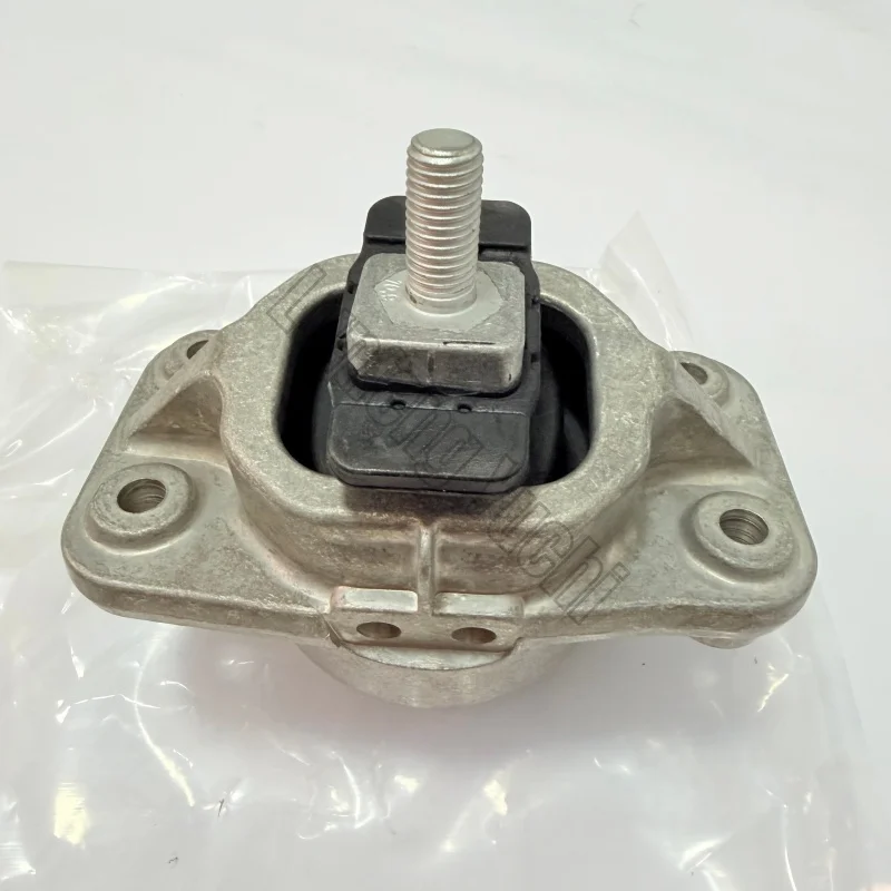 LR105970 - 1 Piece Left/Right Engine Mount For Land Rover Range Rover L405, Range Rover Sport L494 5.0 view 4