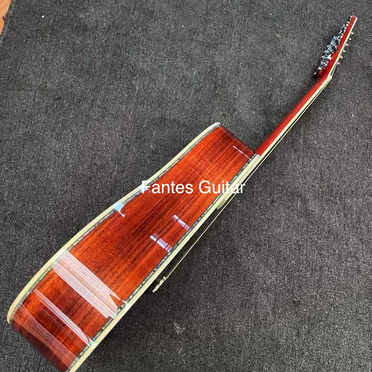 مخصص 6/12 سلاسل الصلبة KOA الجانب الخلفي أذن البحر ملزمة الغيتار الصوتية مع شعار مخصص في أذن البحر #3