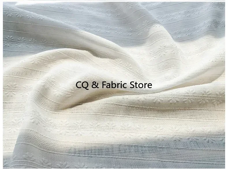 Tessuto a righe jacquard con piccola margherita imitazione fiore Tessuto misto policotone Tessuto firmato per abiti cheongsam da donna fai da te