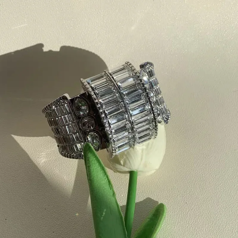 

Europe and the United States luxury high sense heavy heavy diamond glass crystal diamond open bracelet fashion bracelet