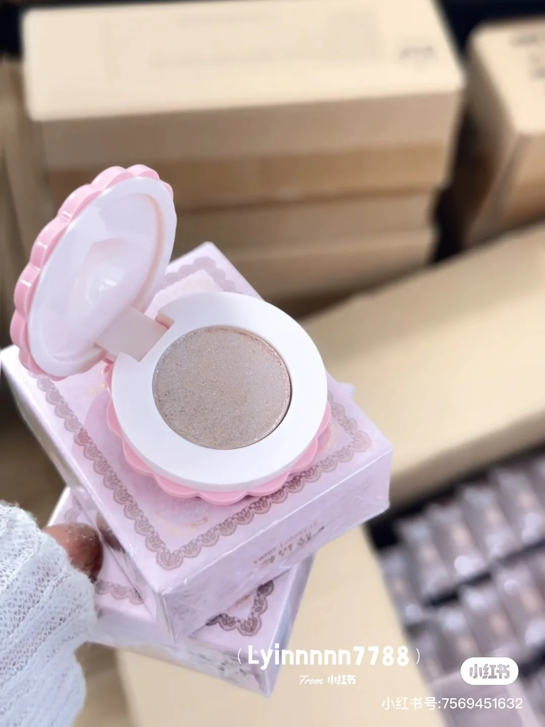 플라워 노우즈 스위트하트 베어 모노크롬 아이섀도우 펜던트 미니 블러쉬 아이섀도우 메이크업 펜던트