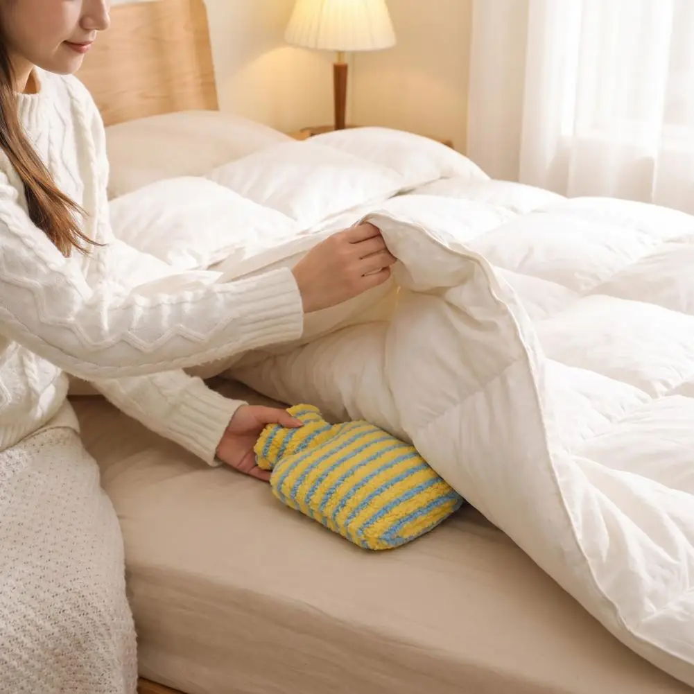 Durable Hot Water Bag 500/1000ml Plush Striped Hot Water Bottle Leakproof Pvc Heat Bag Long-lasting Warm Water Pack for Pain