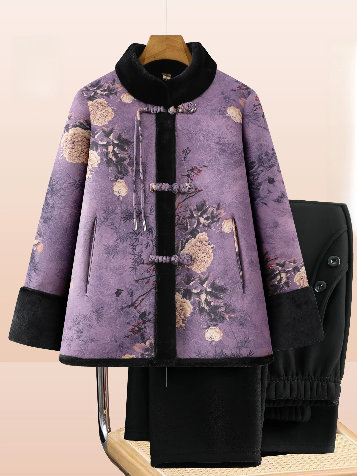 

Новая китайская женская утепленная хлопковая куртка с флисовой подкладкой, цветочным принтом, воротником-стойкой и застежкой на пуговицах для стильных дам