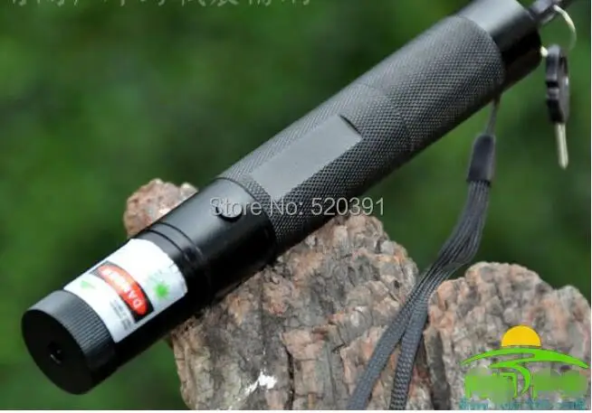 60825-1 معيار الاتحاد الأوروبي الولايات المتحدة الأمريكية الساخن 532nm 650nm 405nm المحمولة قابلة للشحن أبرز مؤشر الليزر الأحمر الأخضر الأرجواني