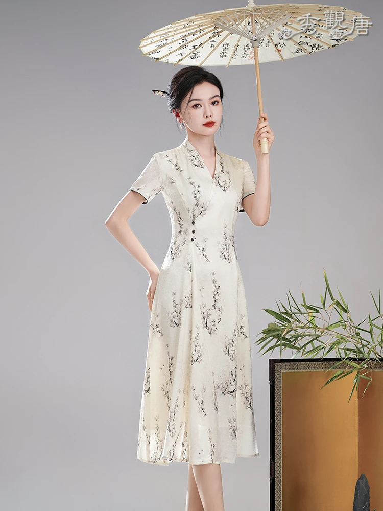 

Xiu Guan Tang Mei 2025 Летняя новинка: Китайское платье-ципао в стиле ретро с воротником ханьфу, повседневное, в национальном стиле, из полиэфирного волокна