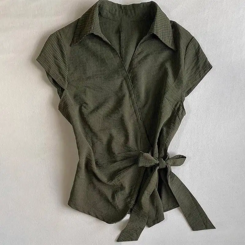 

Minimalist Stripes Slim Elegant Shirts Y2K Women Vintage Clothing Harajuku Classic Tops Personality Tide Advanced Fashion Tee