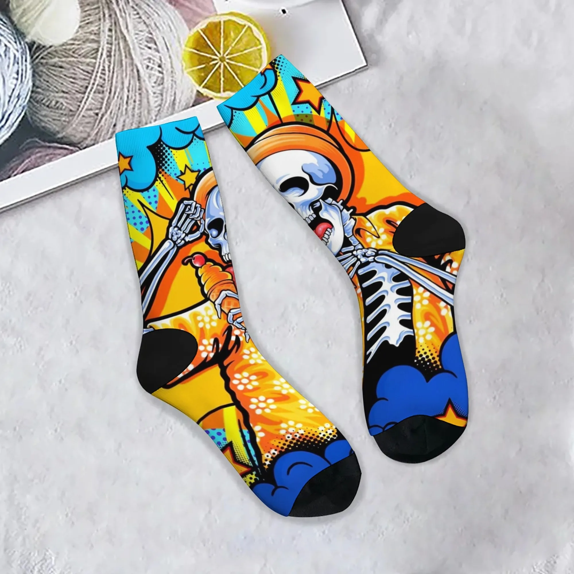 Hiphop Street Pop Art Skeleton Crew Socken Künstlerisches Skelett mit Hot Dog & Blumenhemd Bequem für Vintage-Trendliebhaber