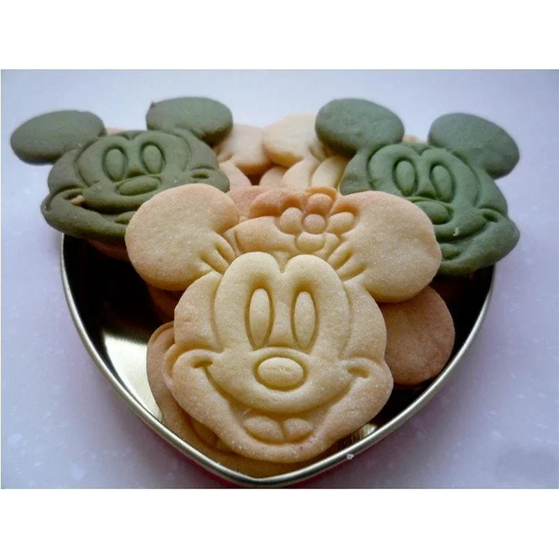 Disney Mickey Mouse Minnie Plastic Cartoon Molds Cute Cookies Rice Balls Color Mud Molds Kitchen Tools Gadgets DIY Baking Molds