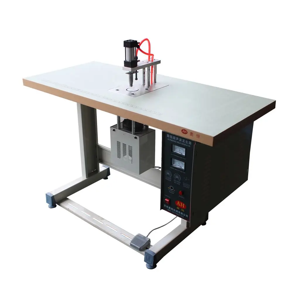 

Good Selling 2500W machines with rich roller patterns ultrasonic spot welder