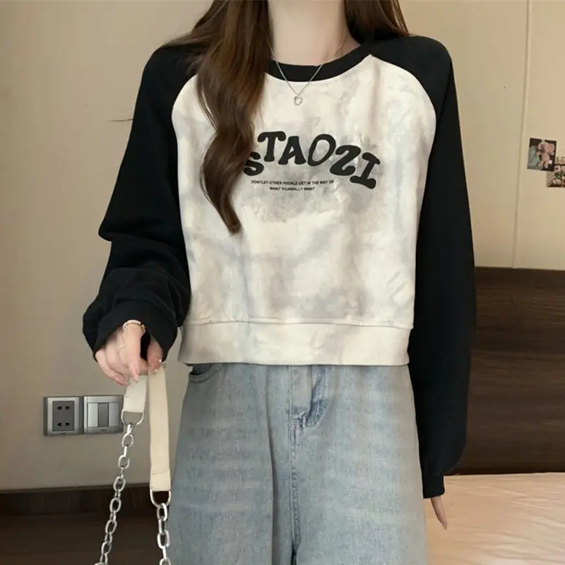 Heavyweight Short Letter Round Neck Raglan Sweater for Women in Spring and Autumn Loose Fitting Long Sleeved Oversized Coat Top