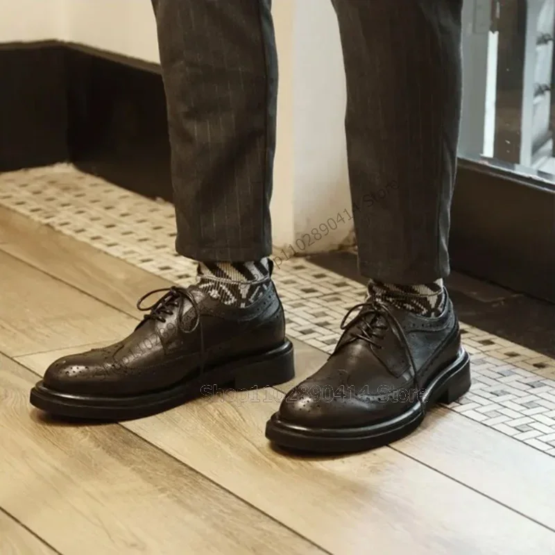 

Black Brown Carving Design High Top Men Loafers Fashion Lace Up Men Shoes Luxury Handmade Party Feast Banquet Men Casual Shoes