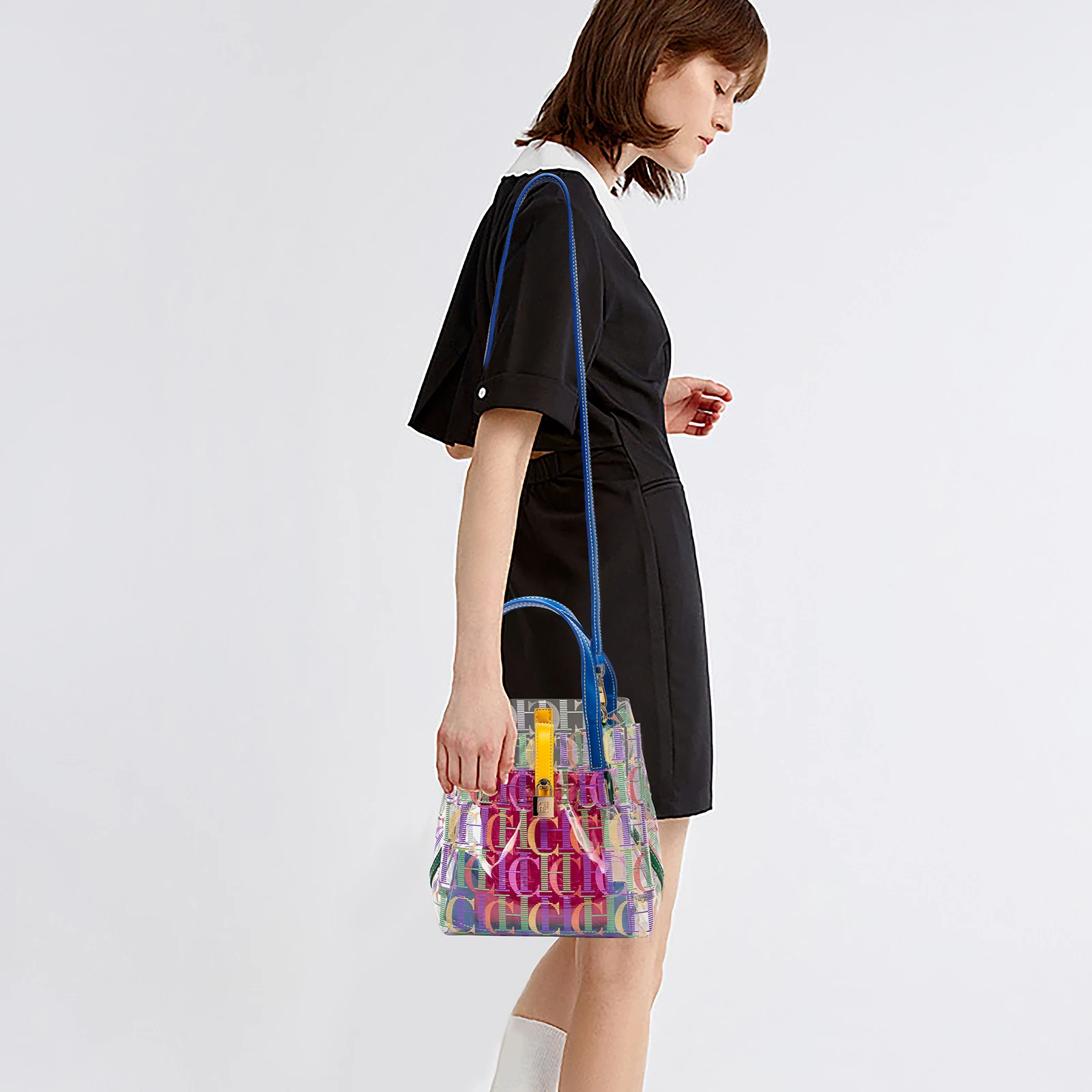 Fashionable Classic Exquisite Craftsmanship 2024 Handbag Large Capacity Transparent Color Fashion Element Women's Shoulder Bag